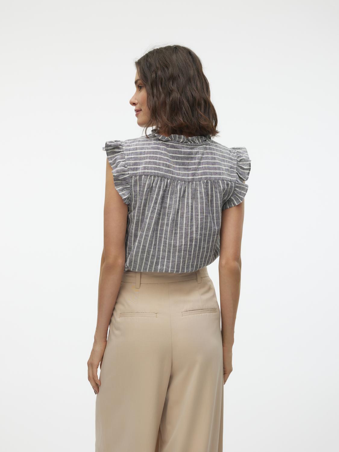 model_shot-back